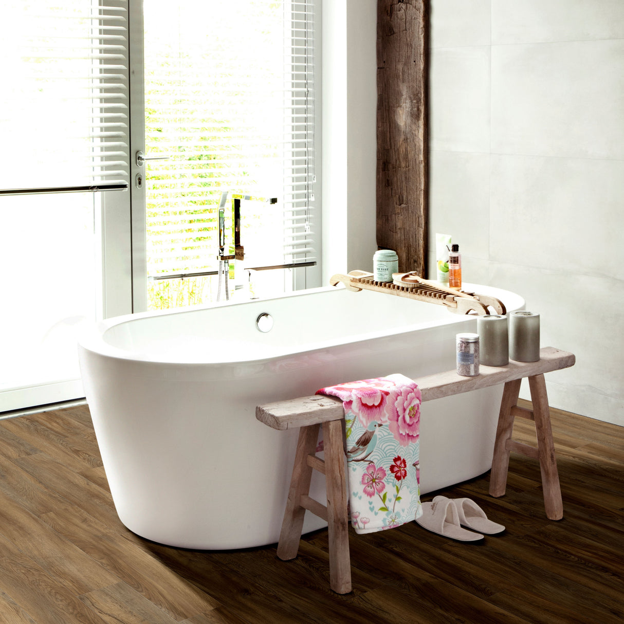 Furlong Aurora LVT