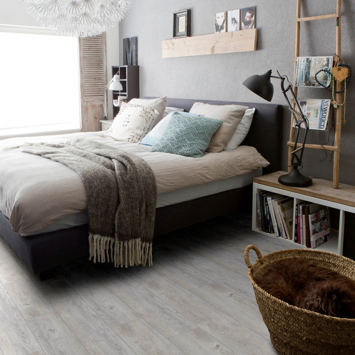 Furlong Sirona LVT
